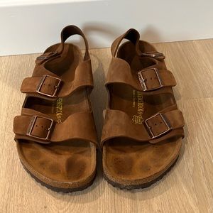 Men’s strapped Birkenstocks